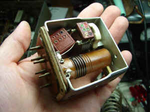 LO_coil.JPG (222770 bytes)