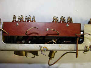 RF_Chassis_Side.JPG (169972 bytes)